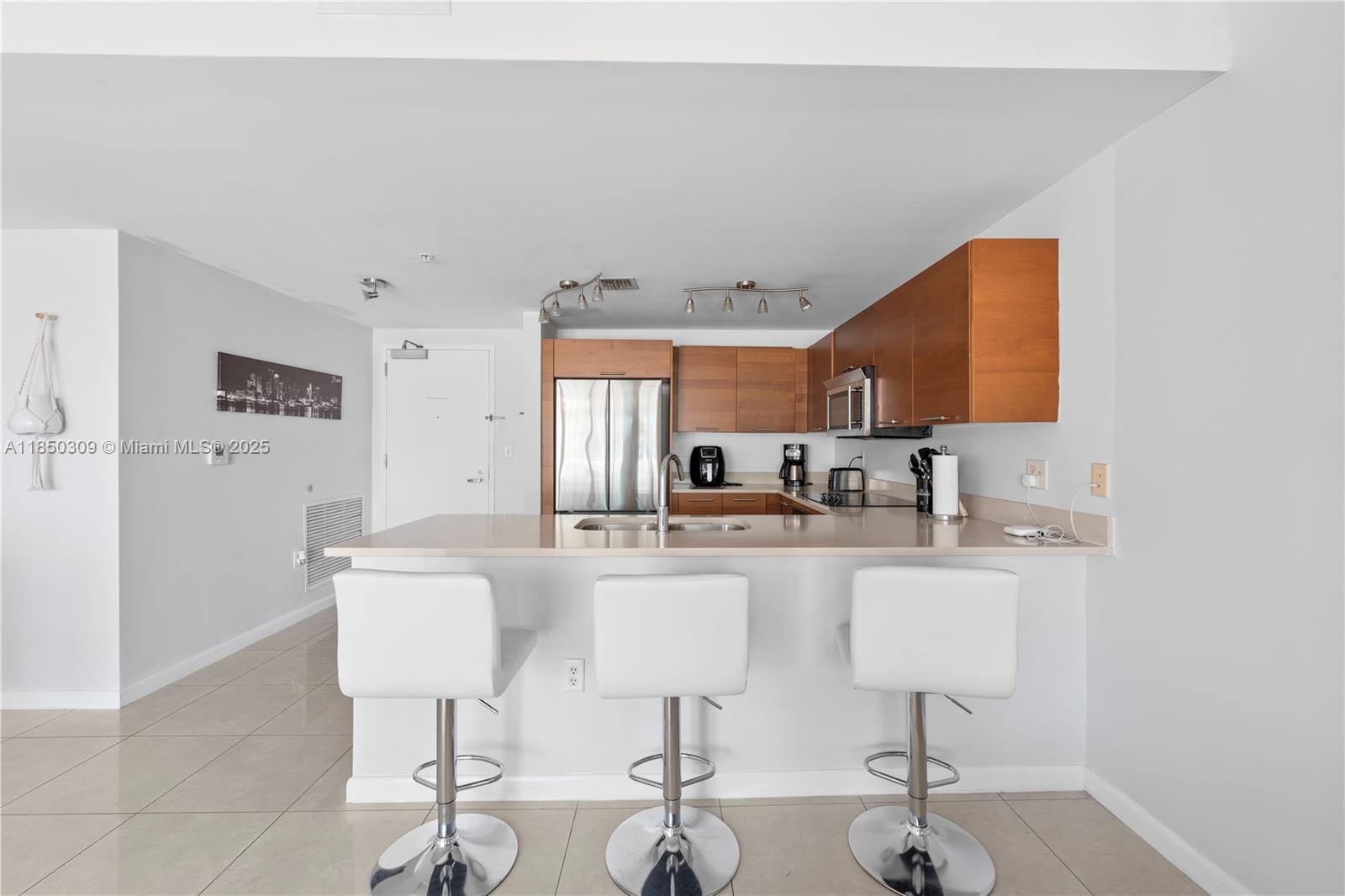 Property photo # 9