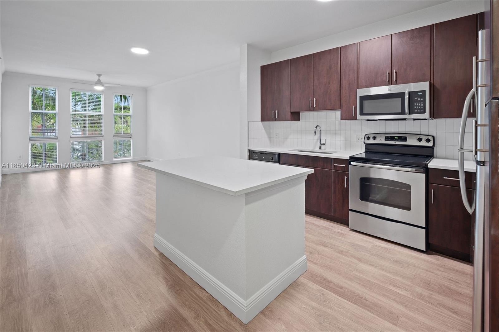 Property photo # 2