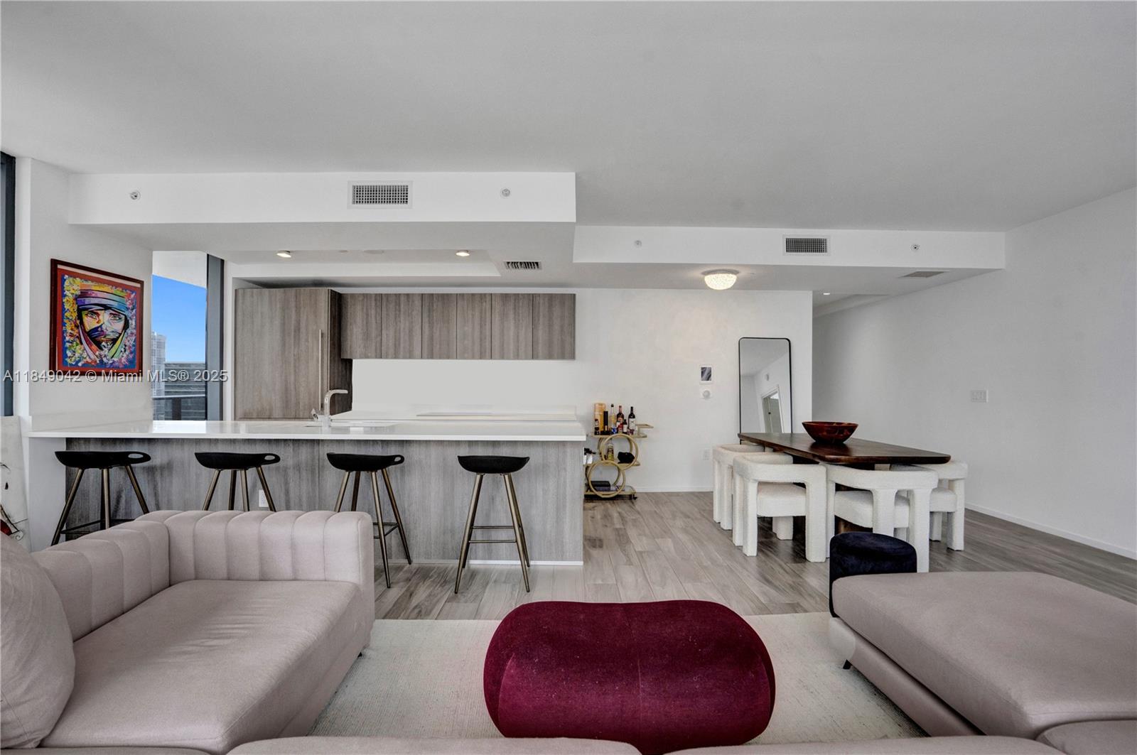 801 S Miami Ave #1801, Miami FL 33130
