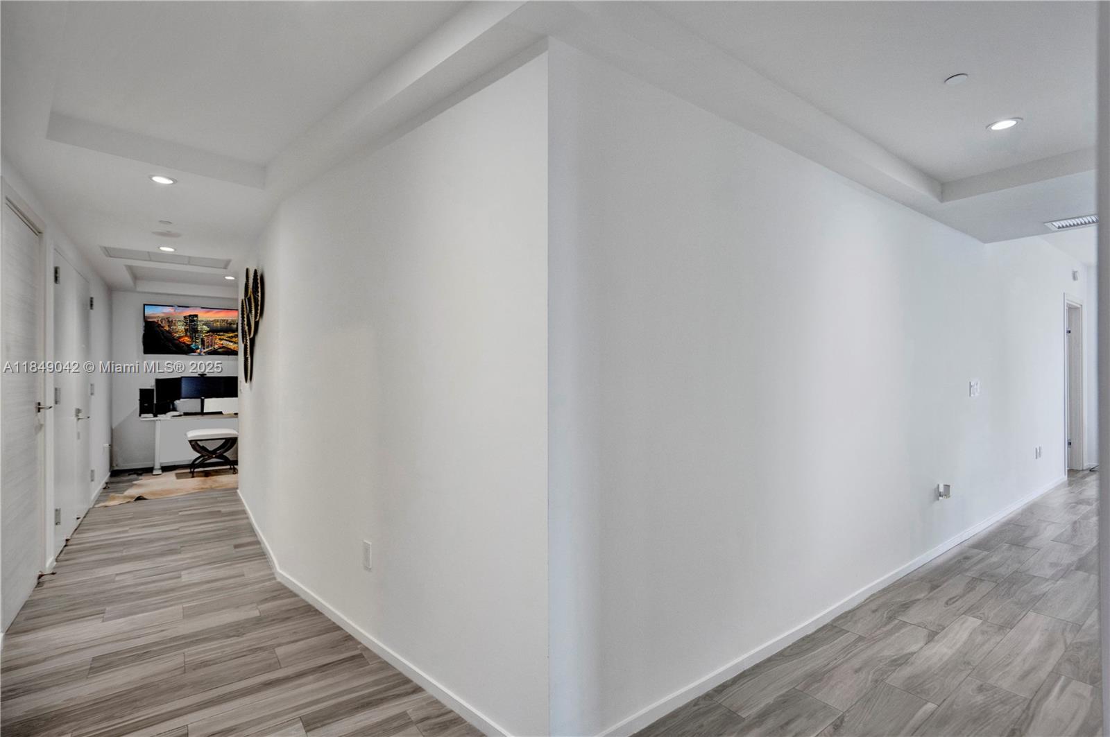 801 S Miami Ave #1801, Miami FL 33130
