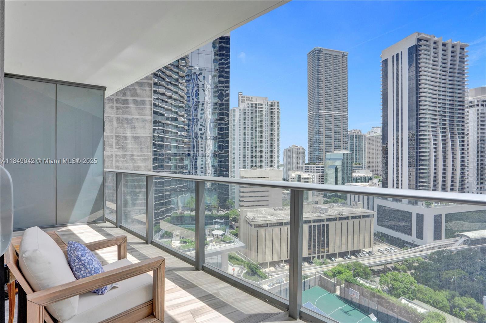 801 S Miami Ave #1801, Miami FL 33130