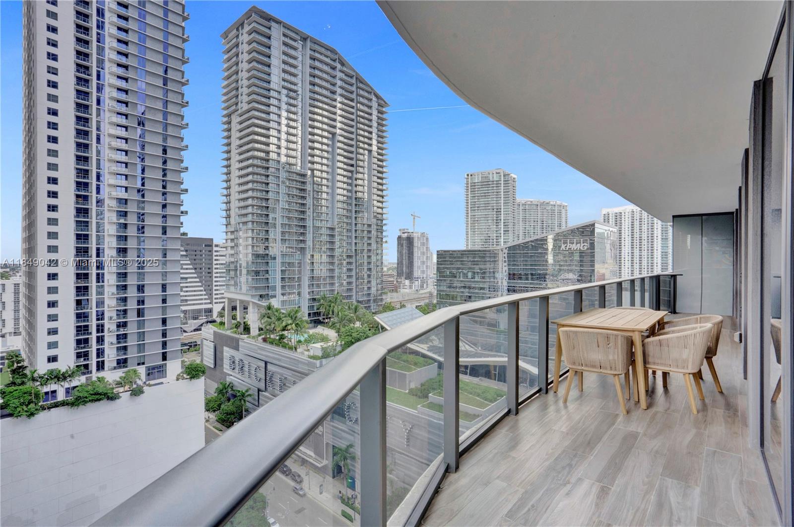 801 S Miami Ave #1801, Miami FL 33130
