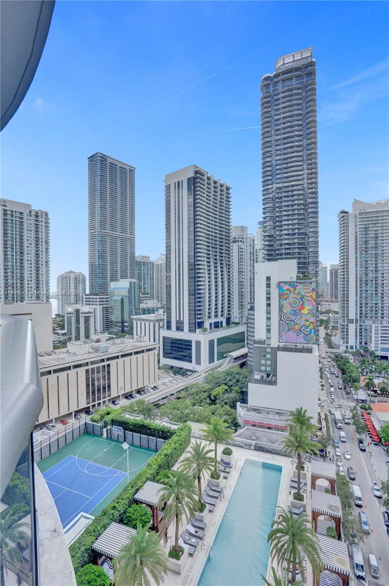 801 S Miami Ave #1801, Miami FL 33130