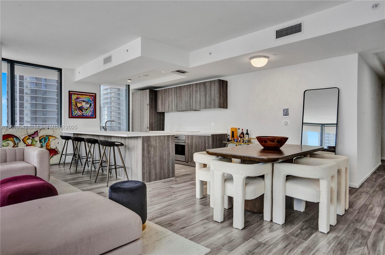 801 S Miami Ave #1801, Miami FL 33130