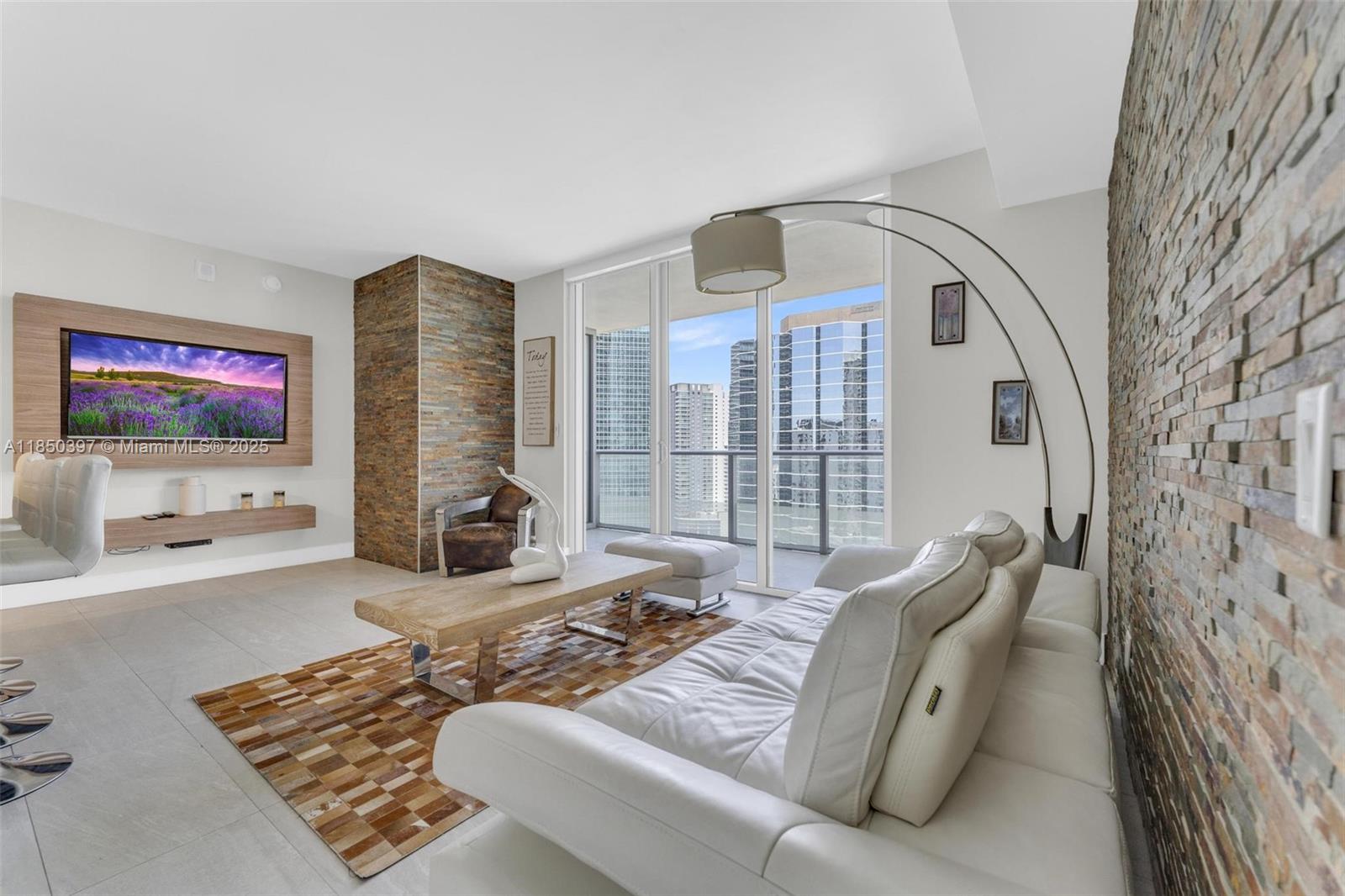 Property photo # 0