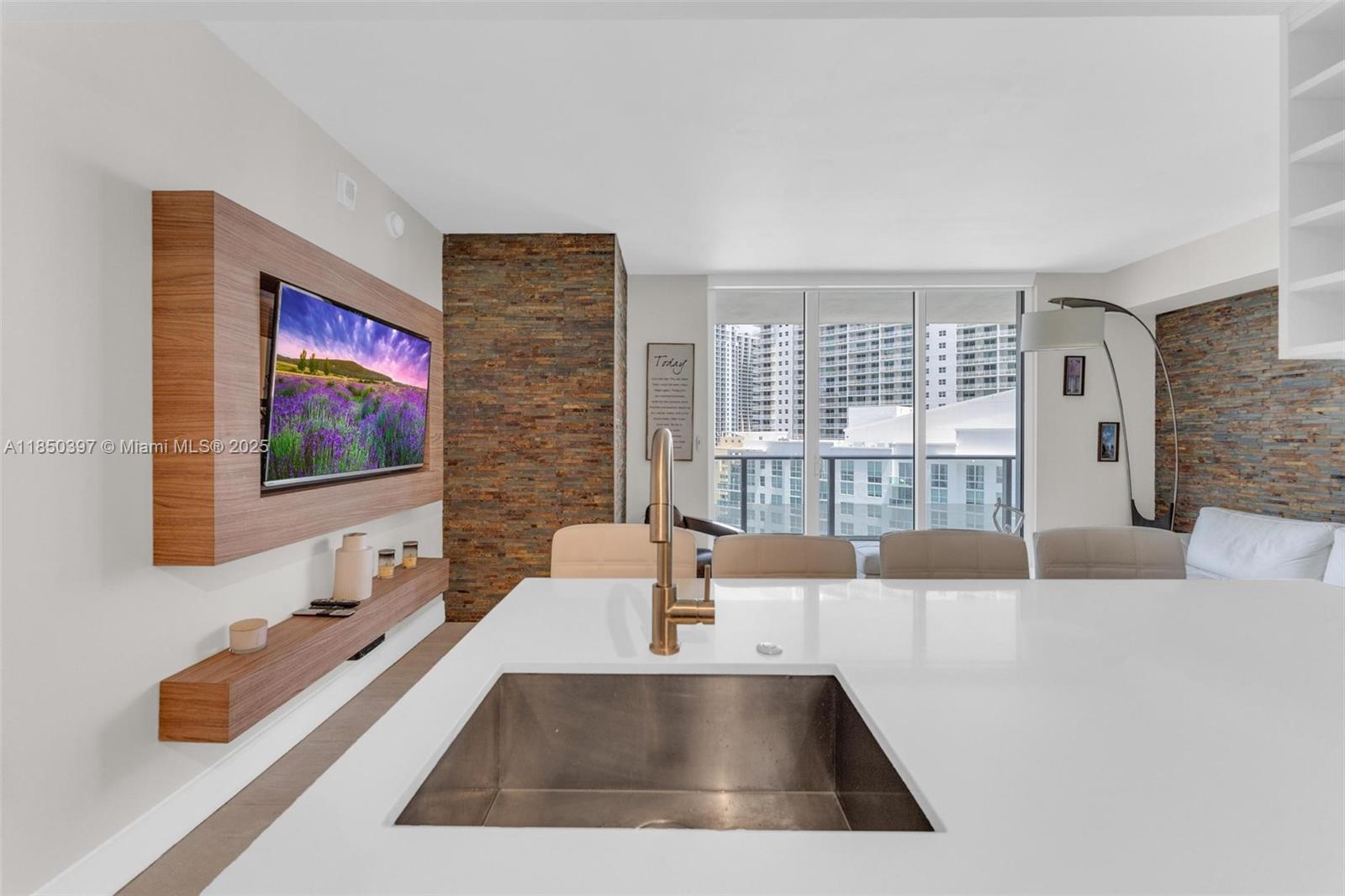 Property photo # 4