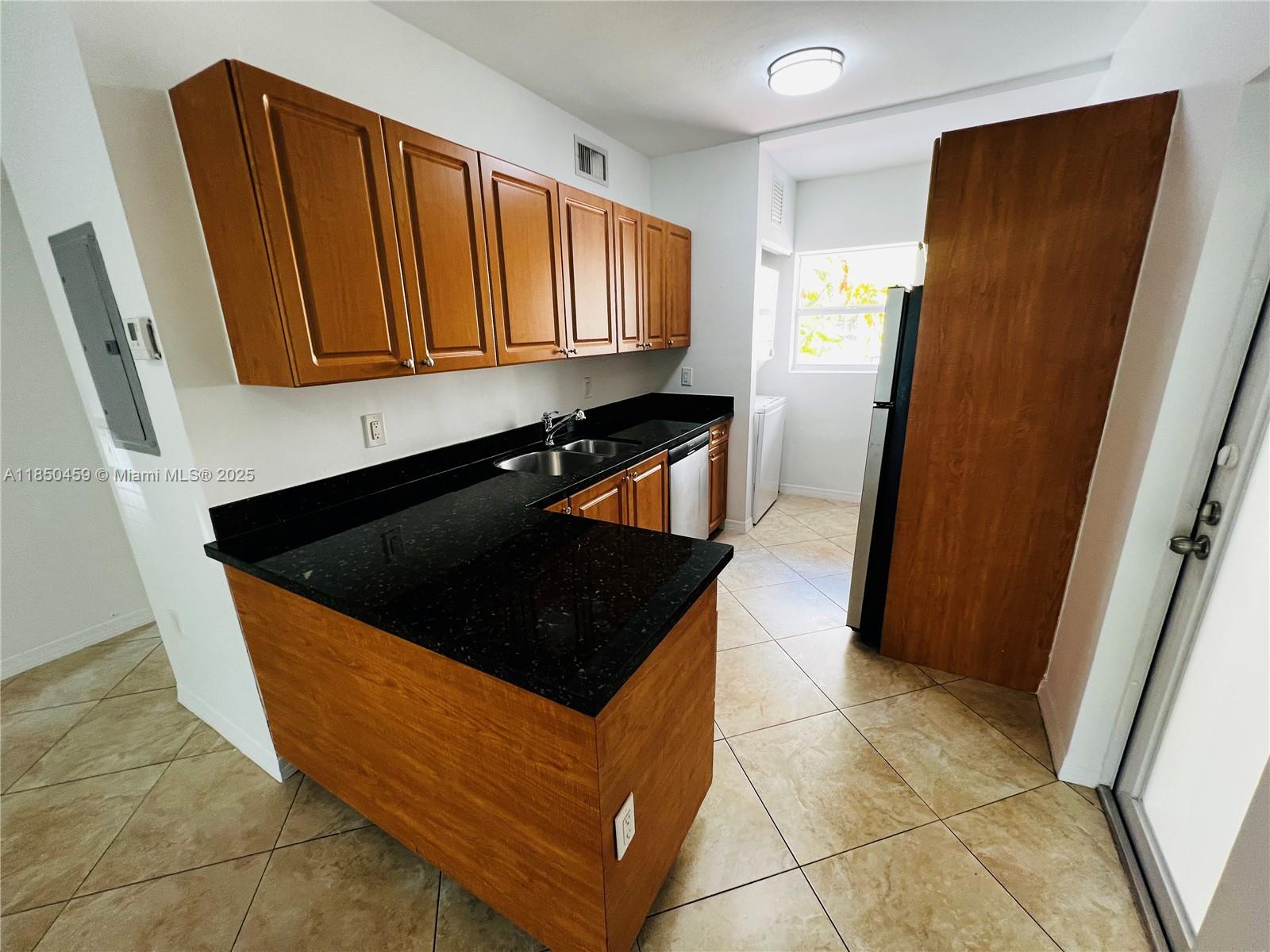 Property photo # 2