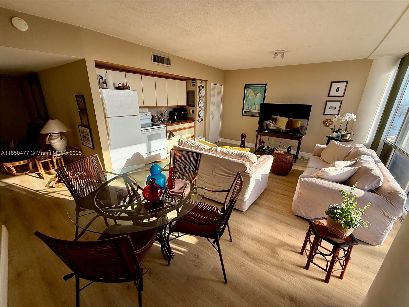 Property photo # 7