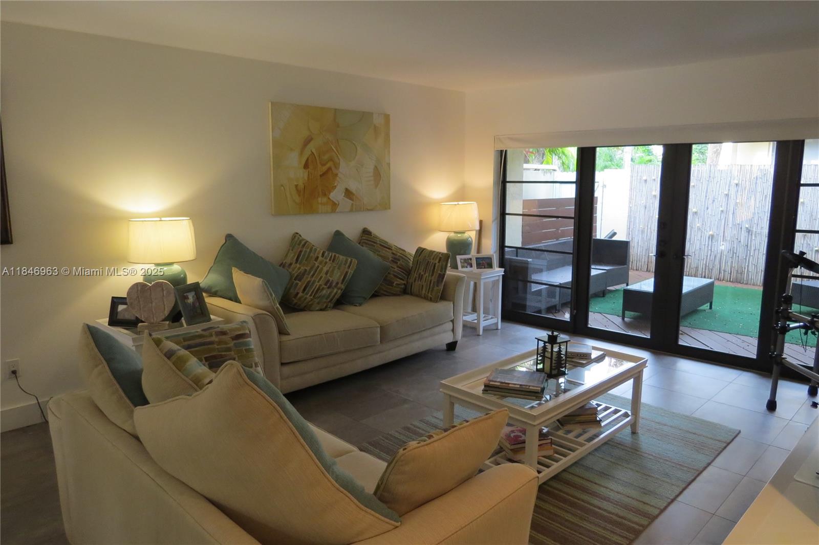 Property photo # 0