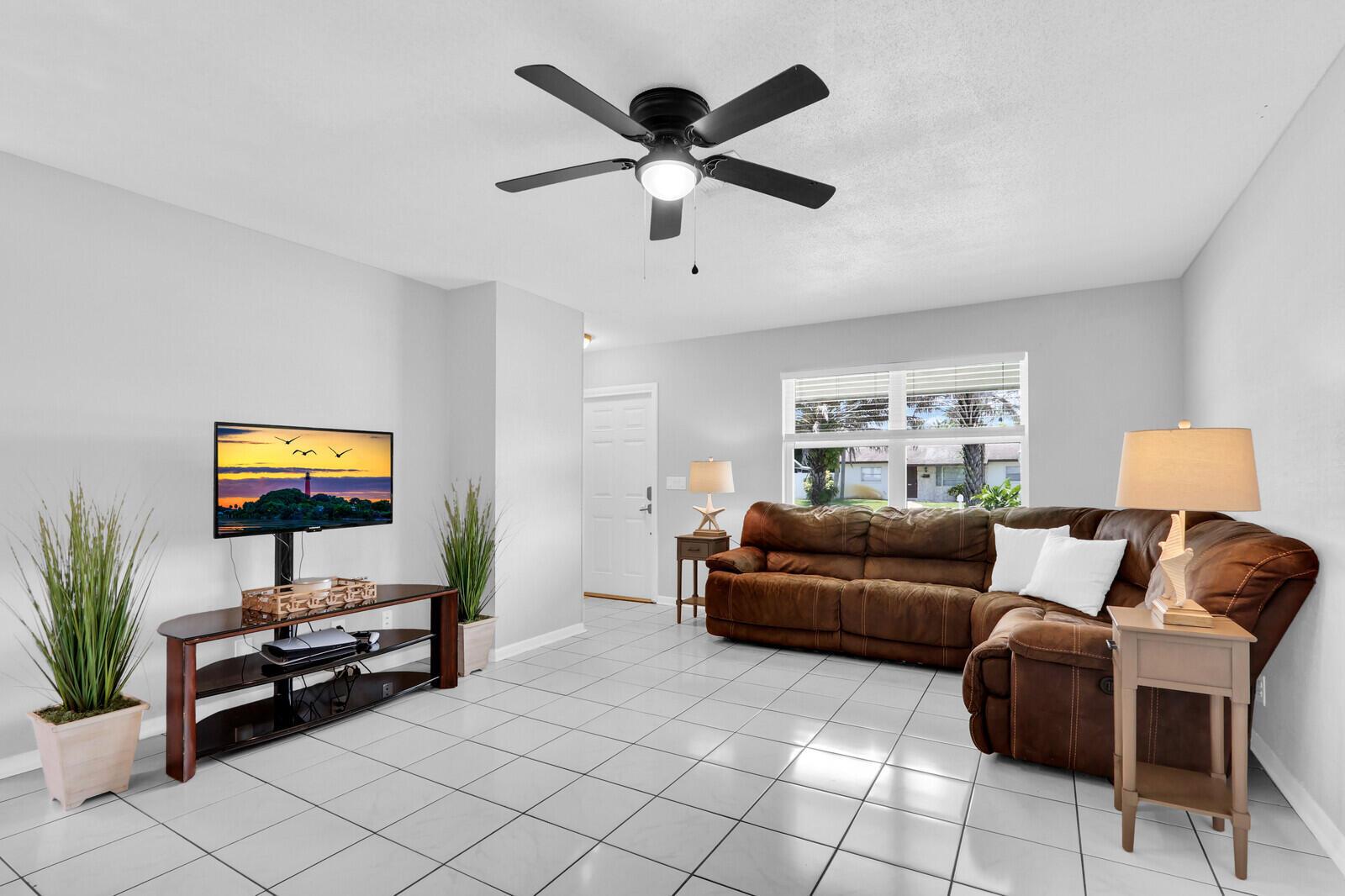 Image to showcase the property located at 3387 Bermuda Road