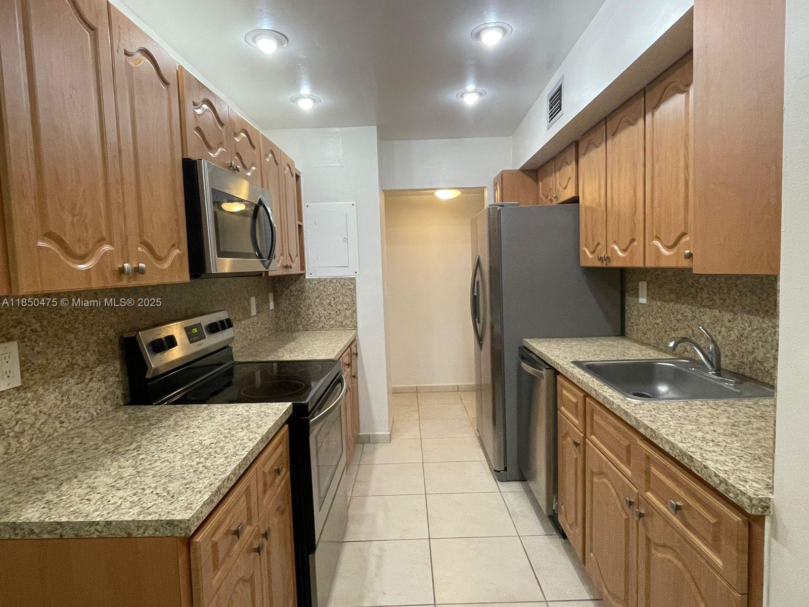 Property photo # 8