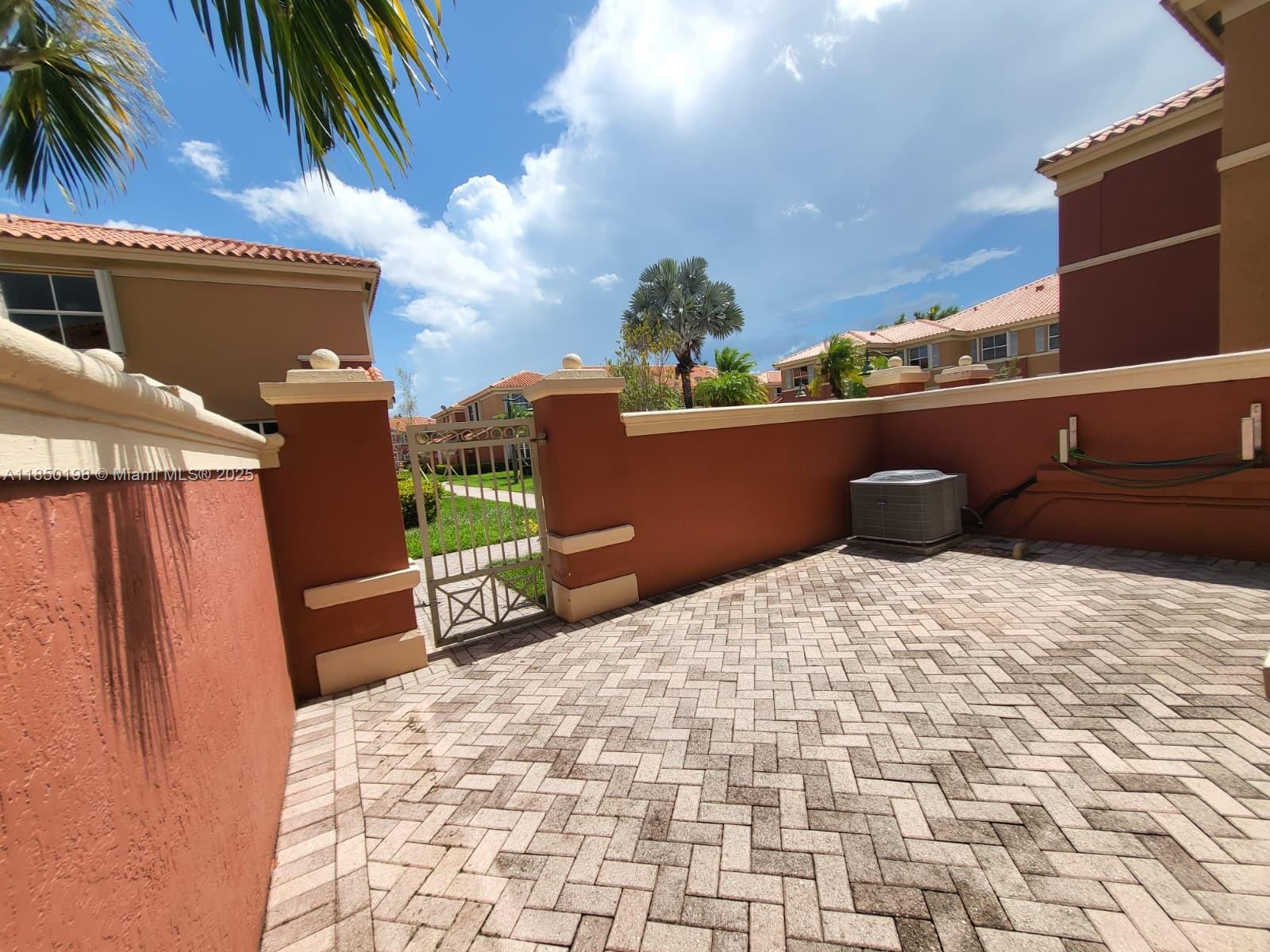 Property photo # 4