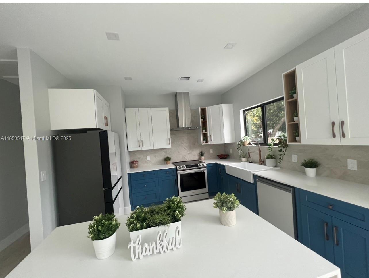 Property photo # 5