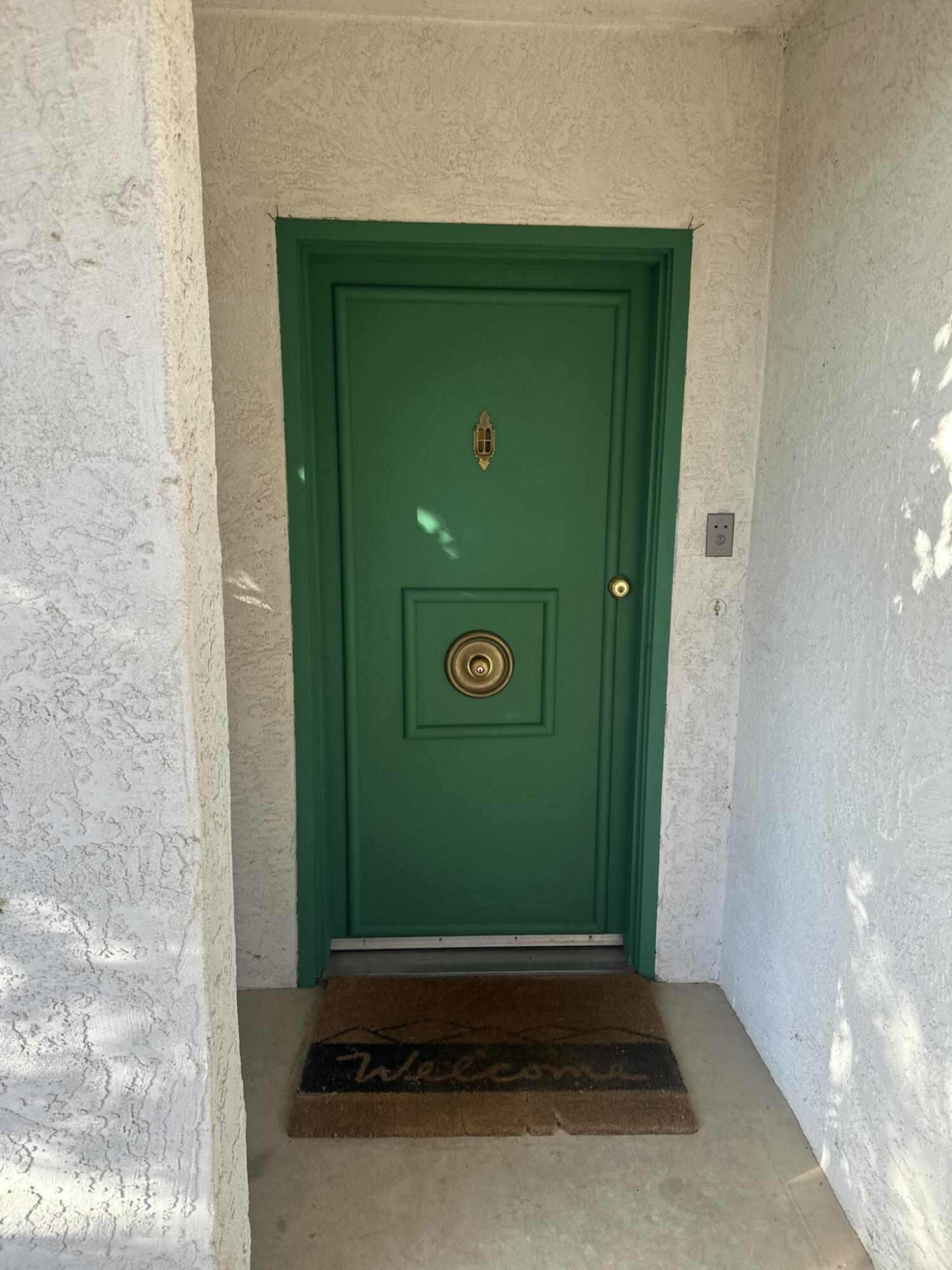 1604 SAN PATRICIO Avenue SW 