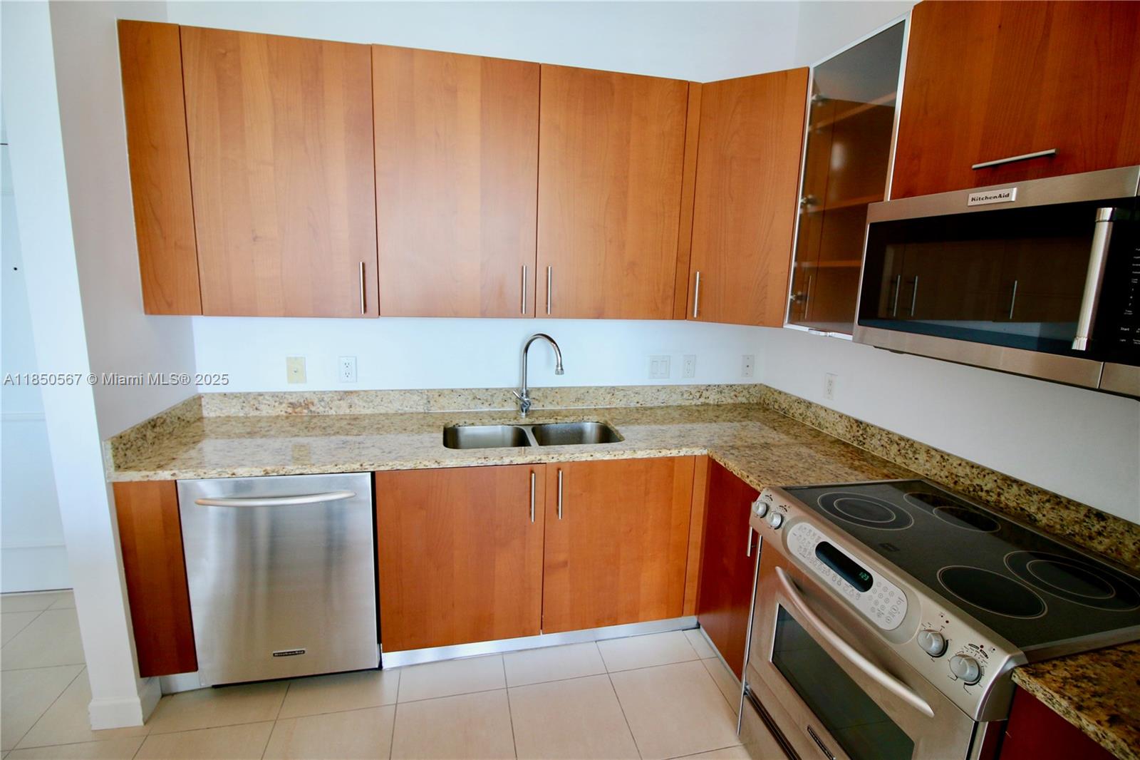 Property photo # 7
