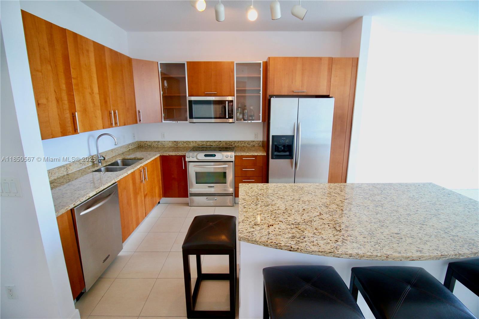 Property photo # 2