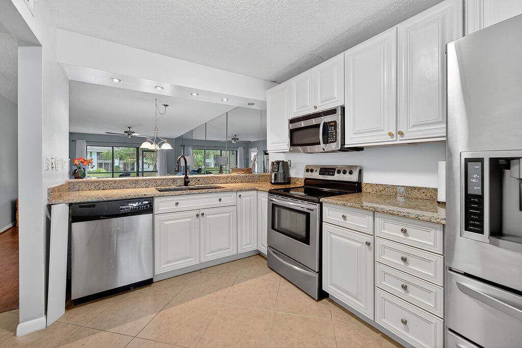Image to showcase the property located at 701 Sabal Ridge Circle A