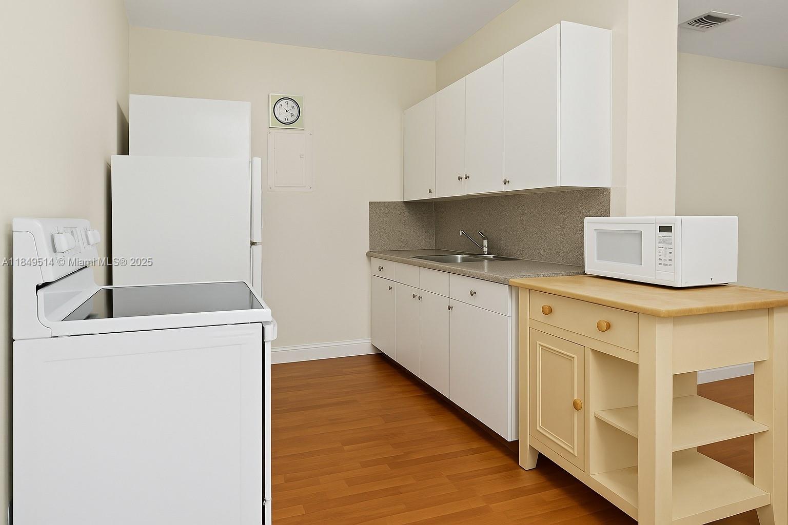 Property photo # 7