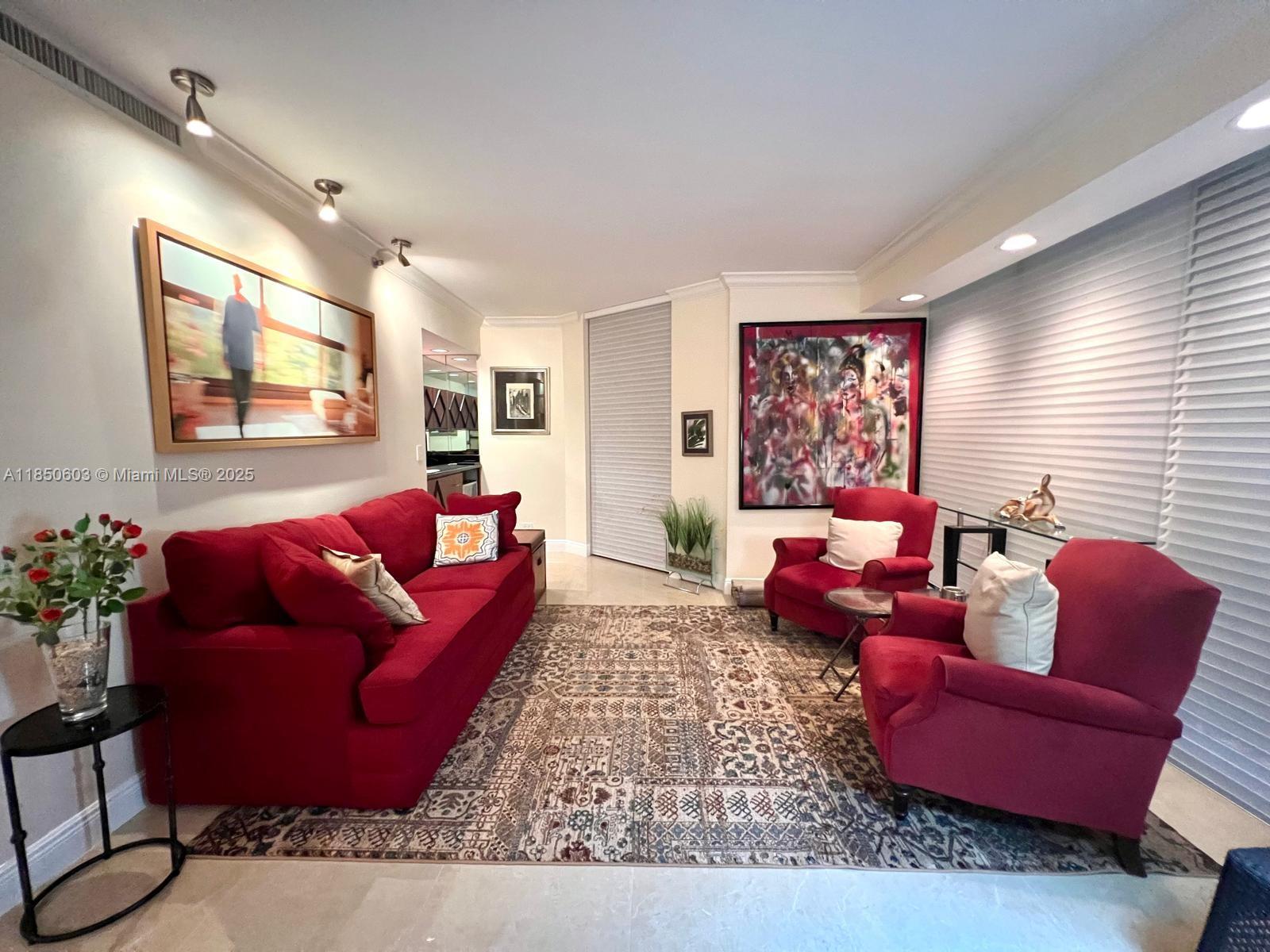 Property photo # 9