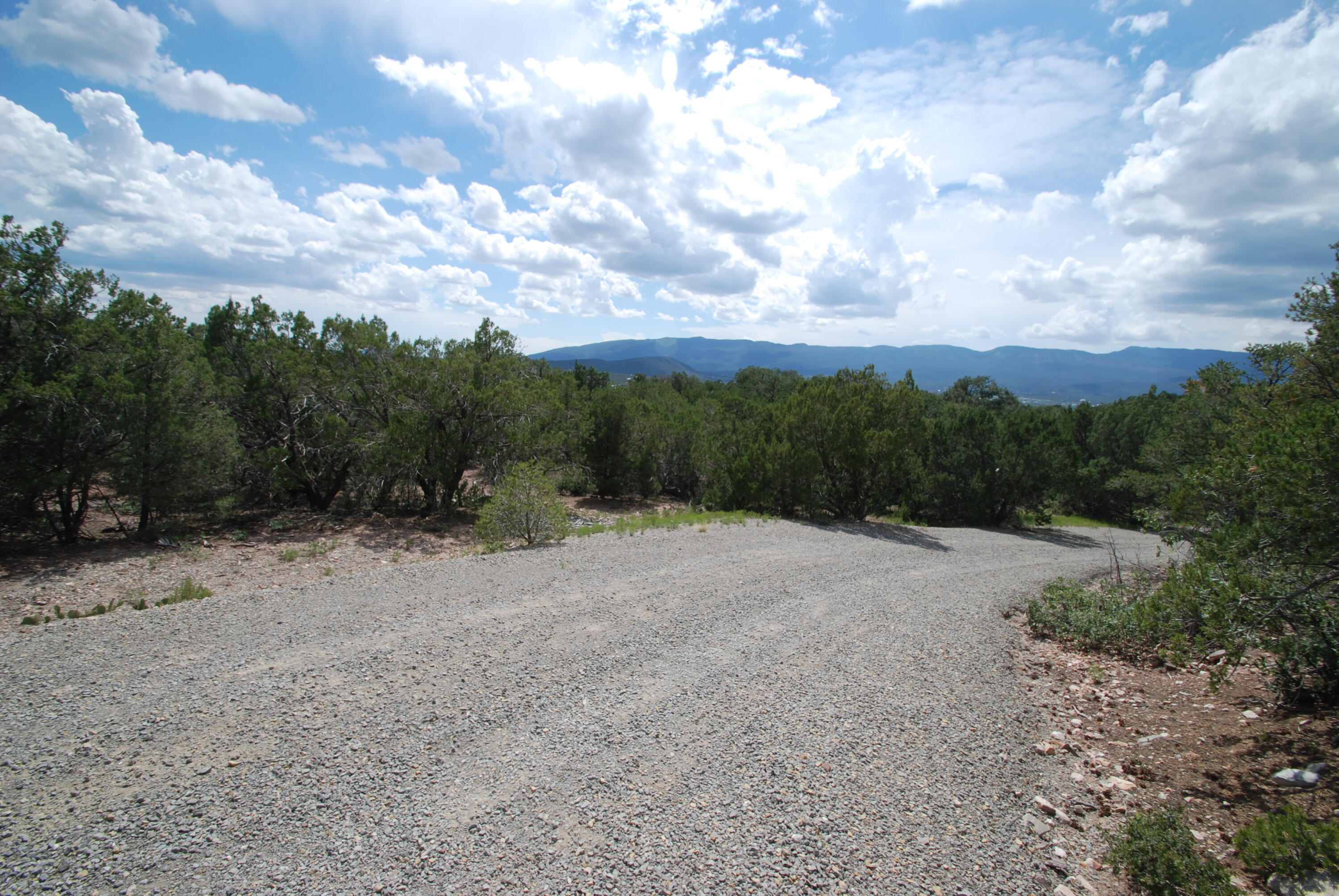 9 Escondida - Main Image