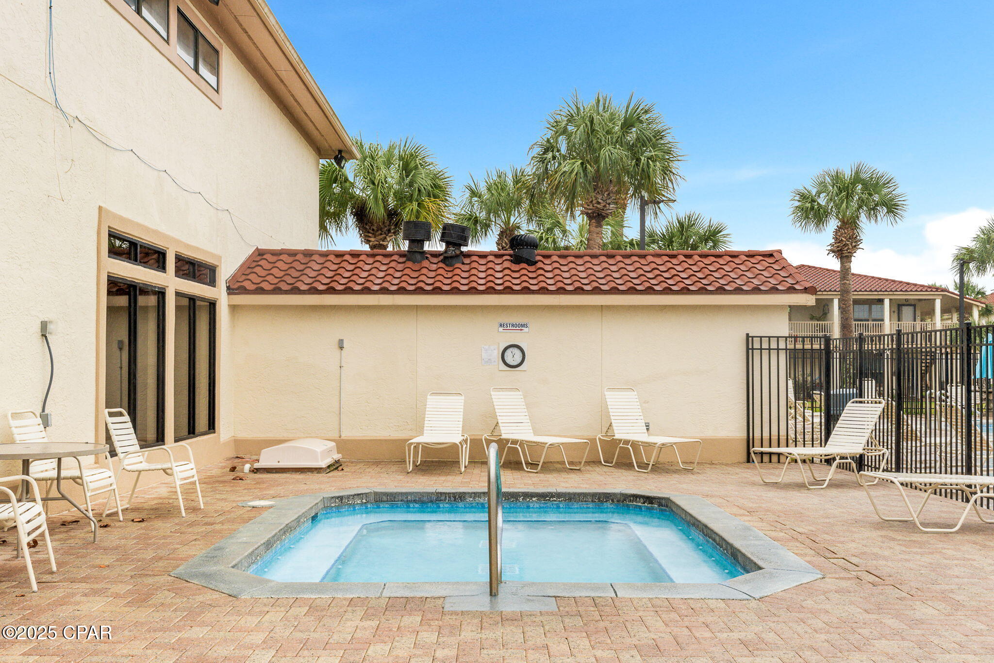 Image 40 For 17462 Front Beach Road 73a