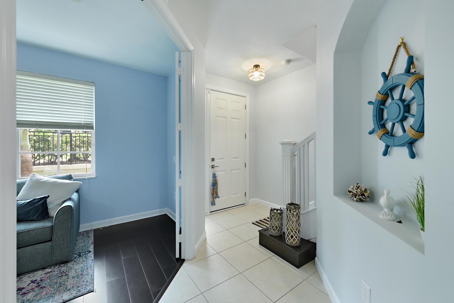 Image to showcase the property located at 2570 Gardens Parkway