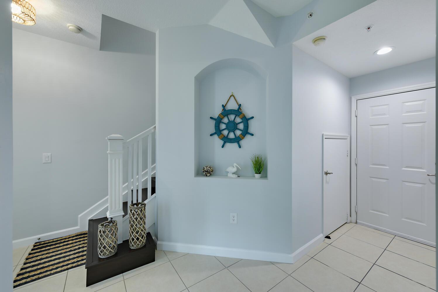 Image to showcase the property located at 2570 Gardens Parkway