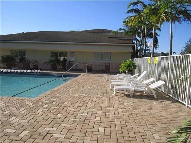 Property photo # 9