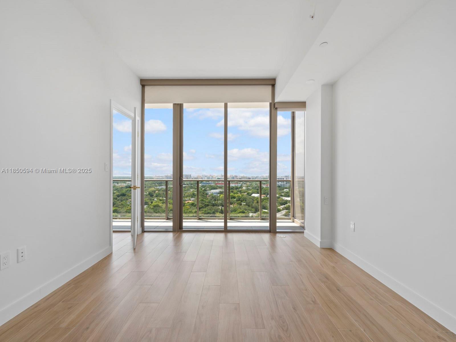 2678 Tigertail Ave #1601, Miami FL 33133