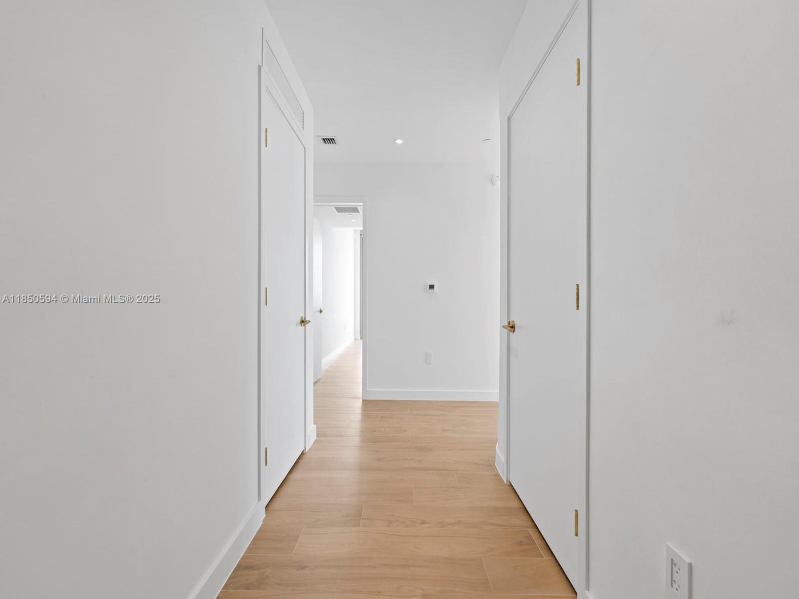 2678 Tigertail Ave #1601, Miami FL 33133