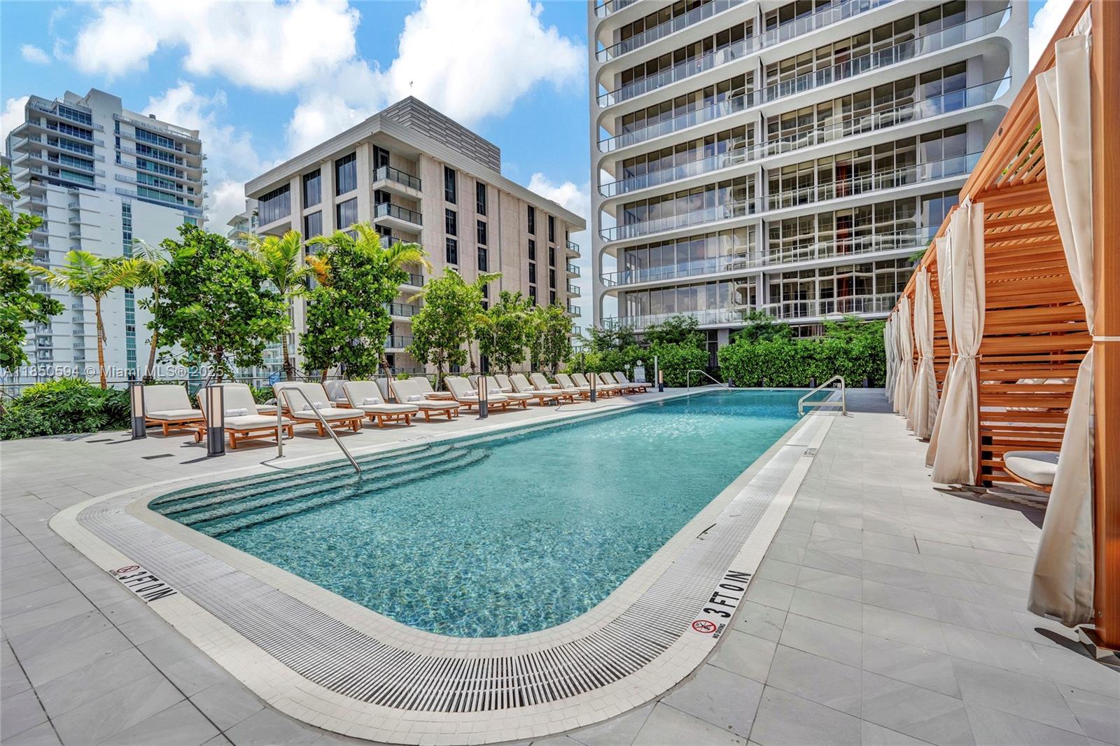 2678 Tigertail Ave #1601, Miami FL 33133