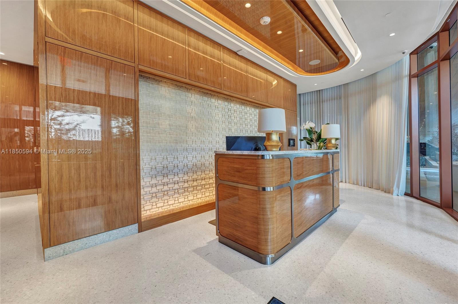 2678 Tigertail Ave #1601, Miami FL 33133