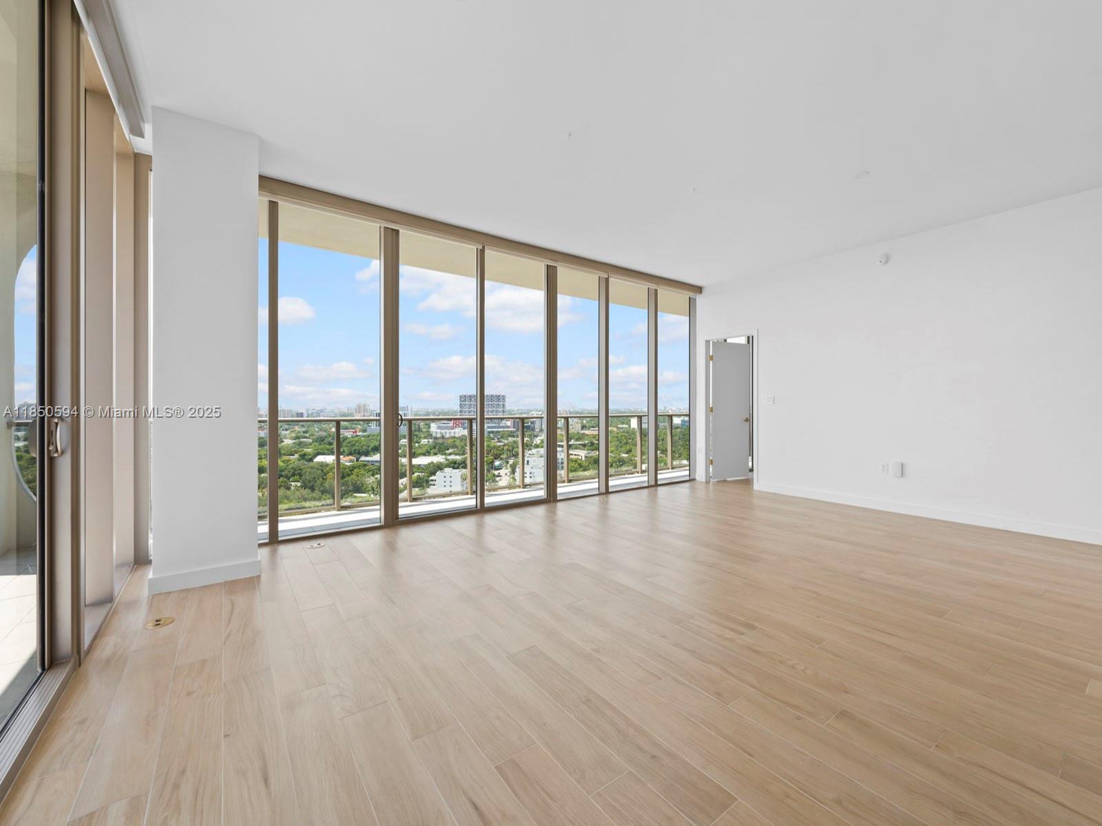 2678 Tigertail Ave #1601, Miami FL 33133