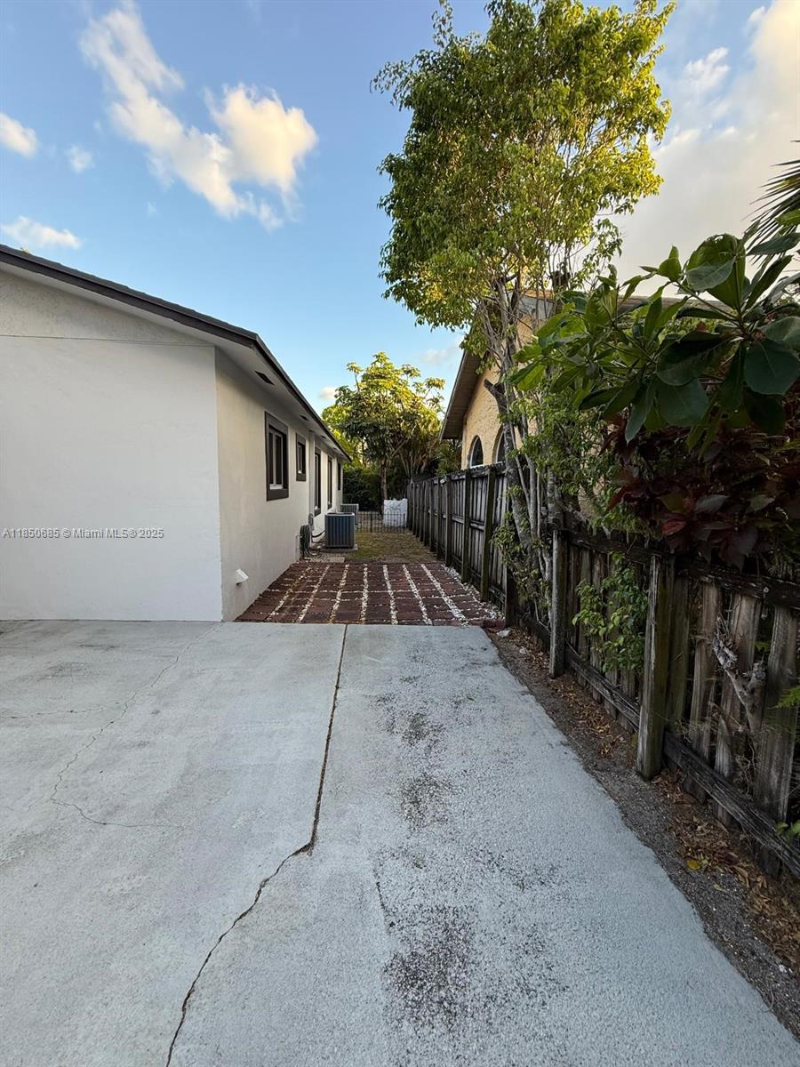 Property photo # 8