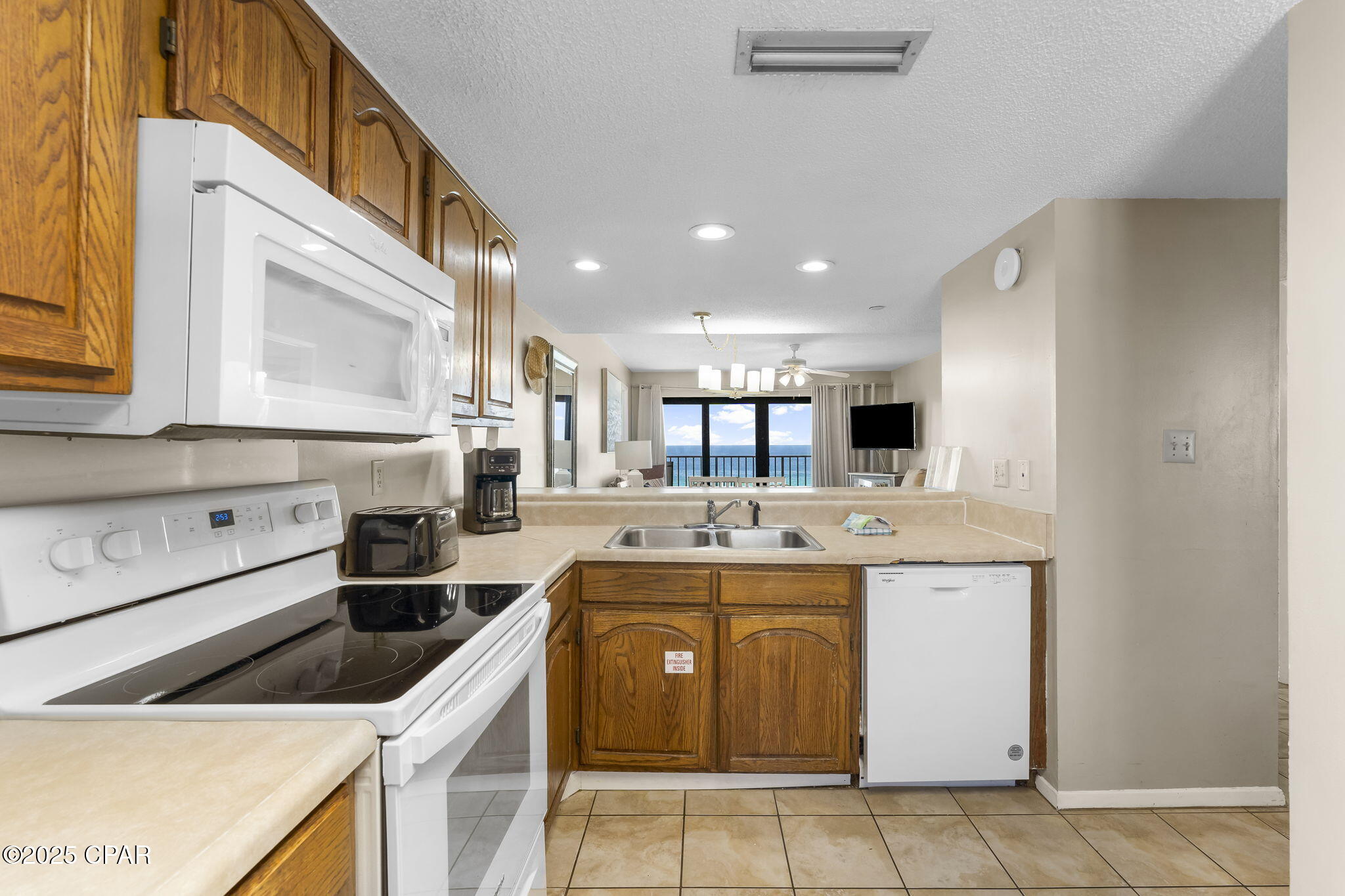Image 11 For 4517 Thomas Drive 901a