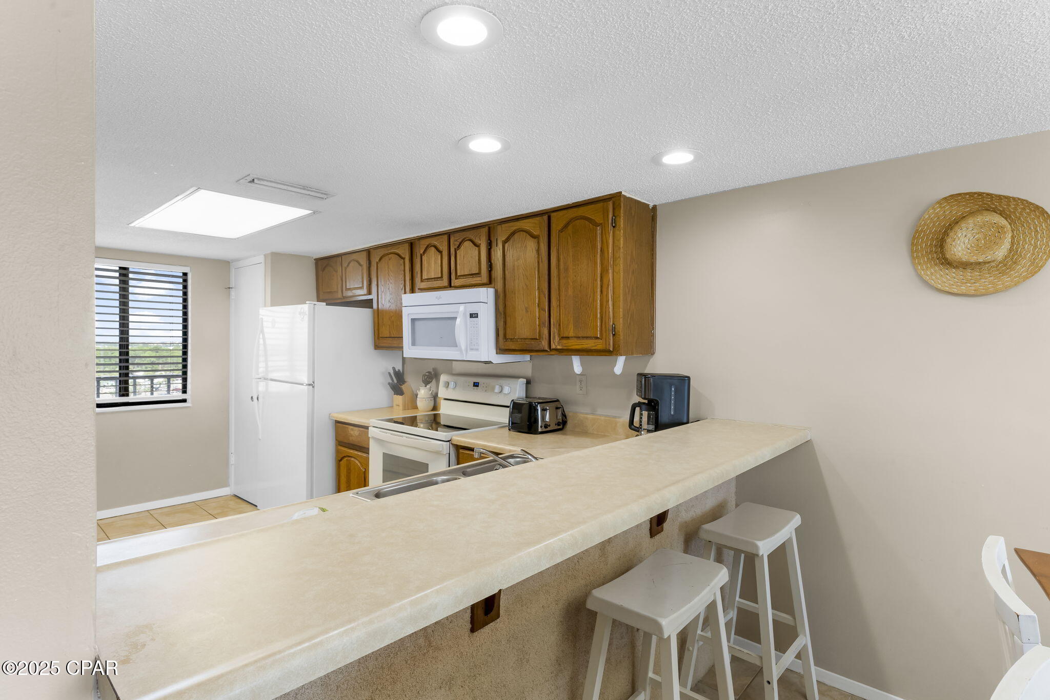 Image 13 For 4517 Thomas Drive 901a