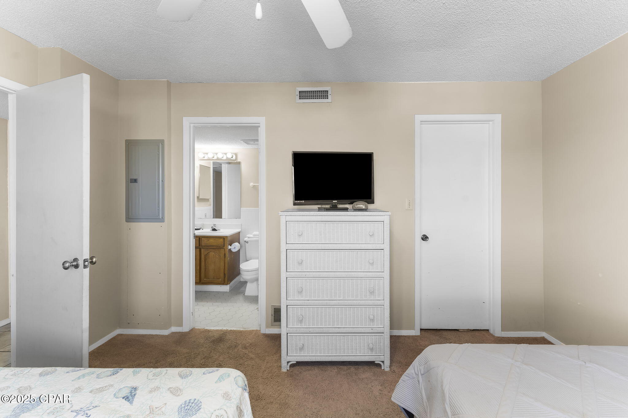 Image 9 For 4517 Thomas Drive 901a