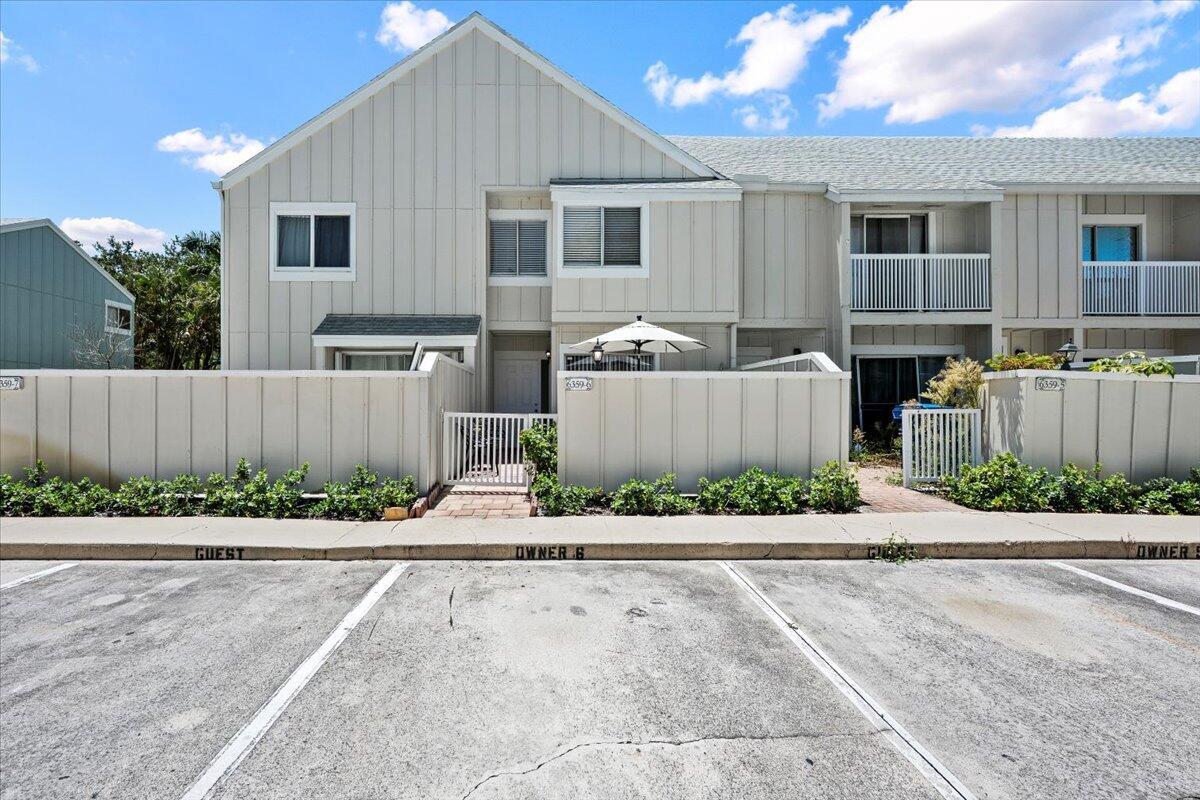 Showcase Image of listing 6359 Riverwalk Lane 6