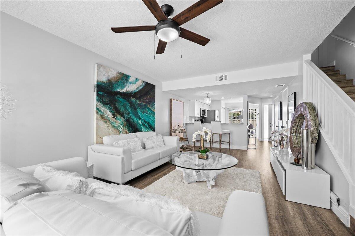 Image to showcase the property located at 6359 Riverwalk Lane 6