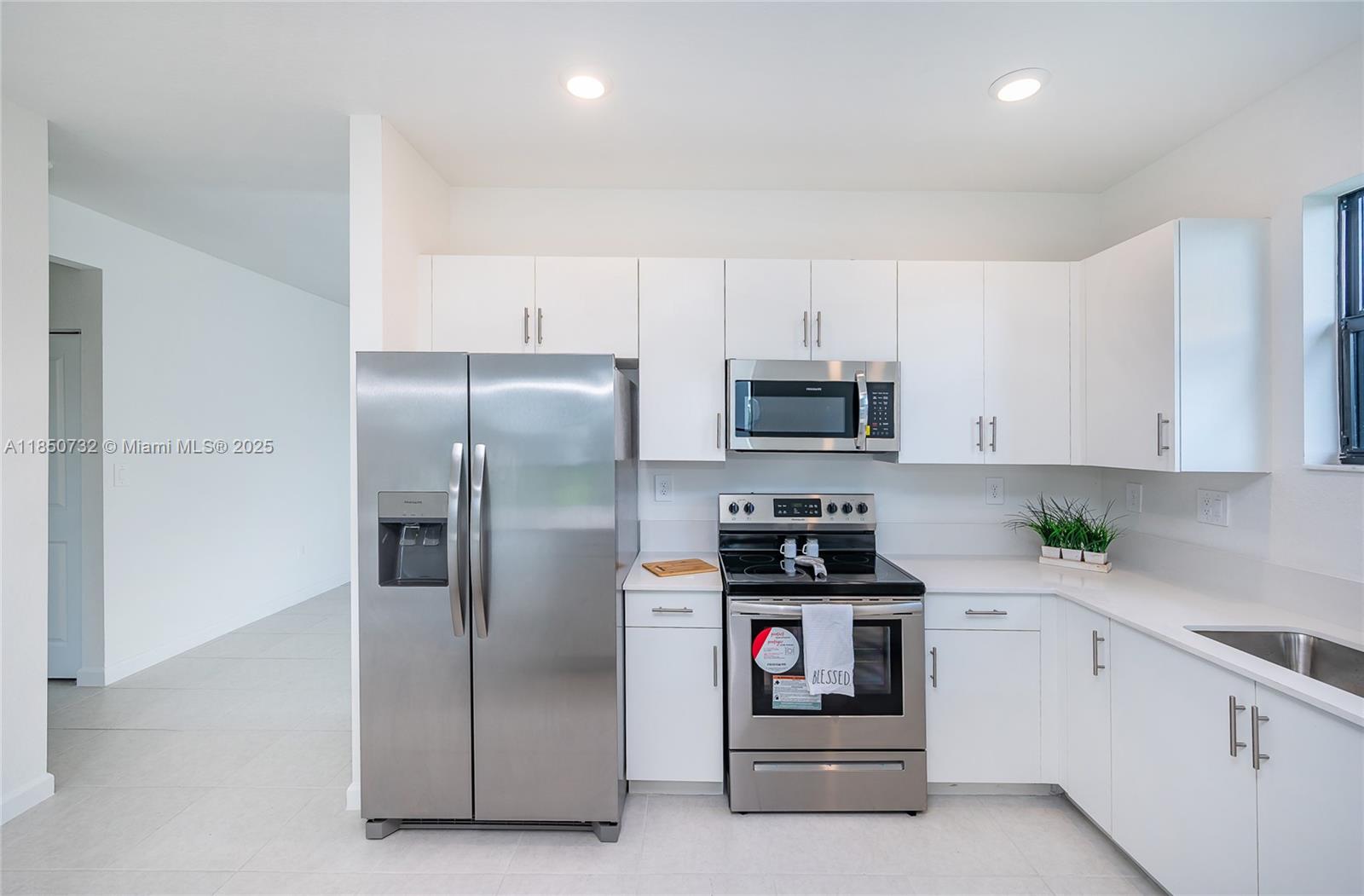 Property photo # 2
