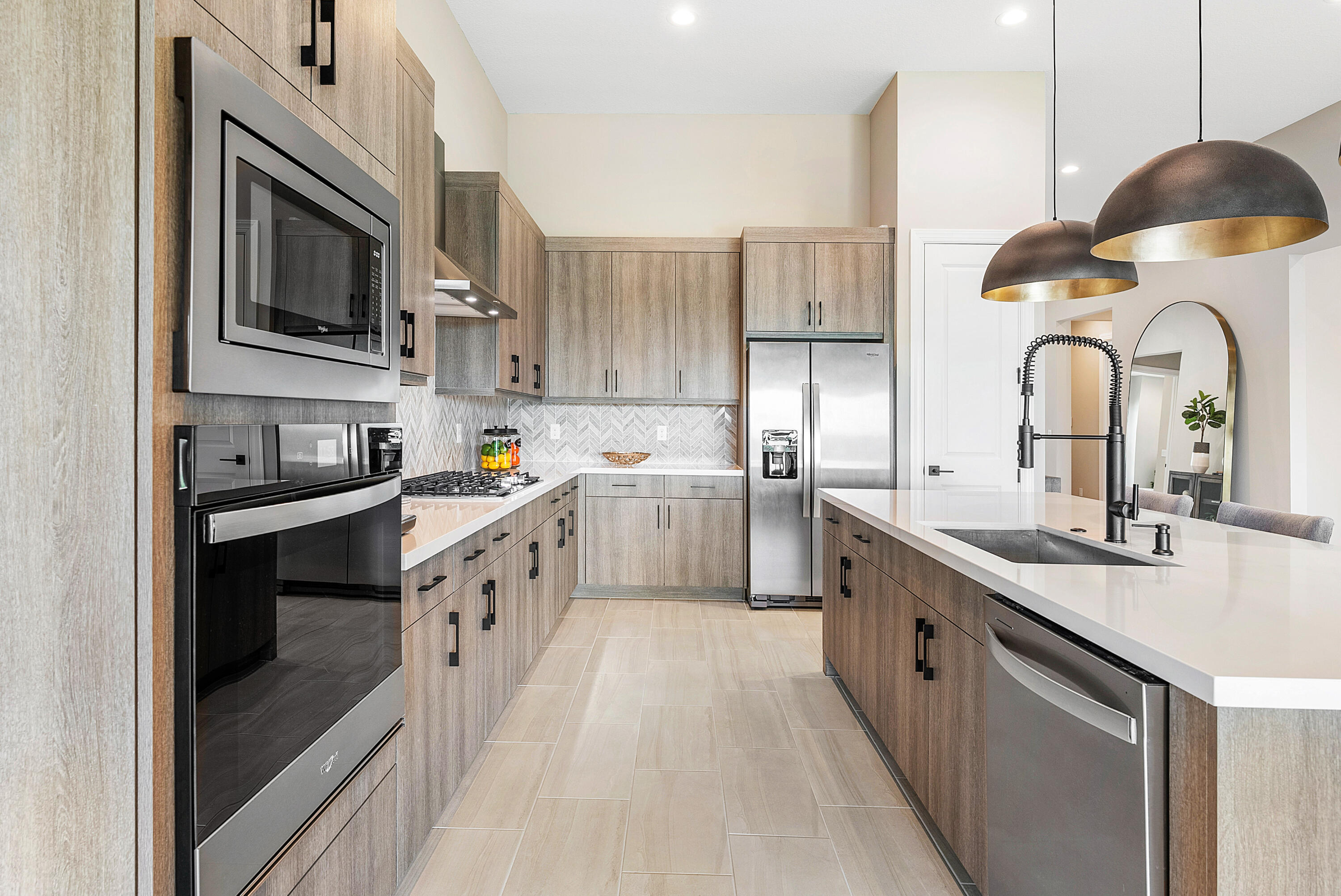 Image to showcase the property located at 12618 Nautilus Circle