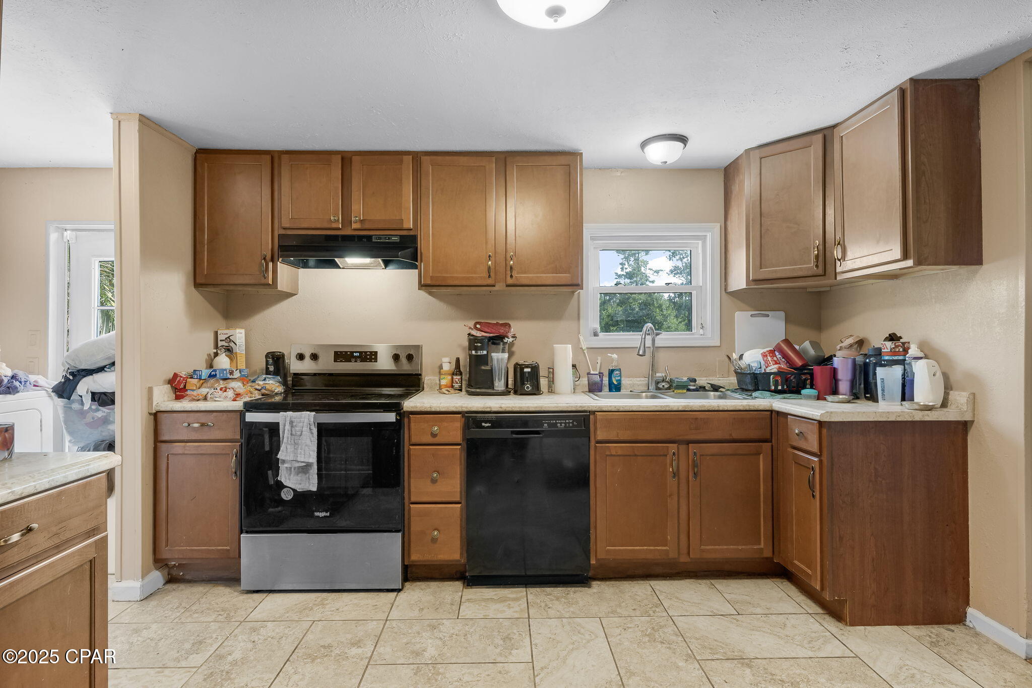 Image 9 For 5501 Whitfield Circle