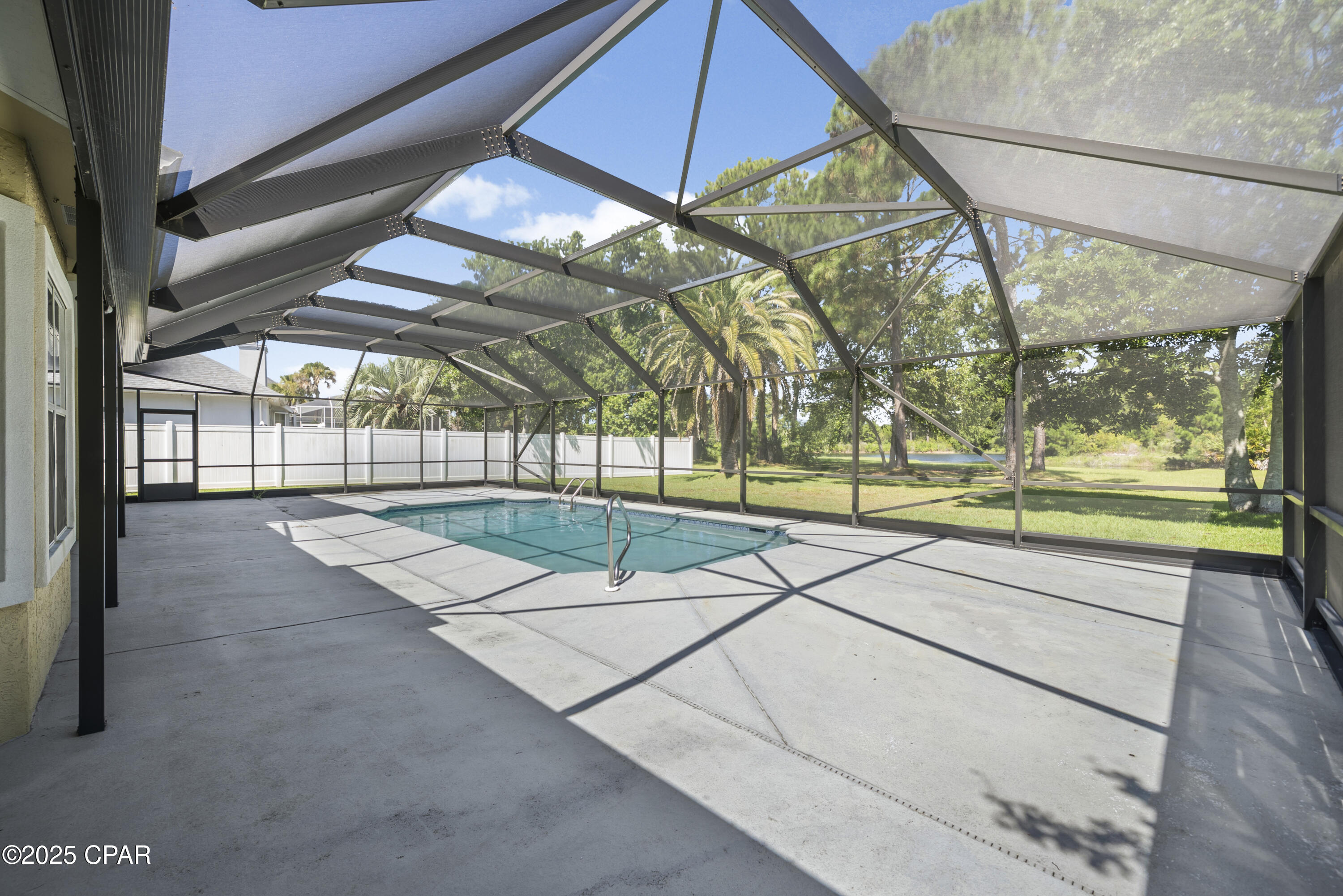 Image 21 For 150 Grand Heron Drive