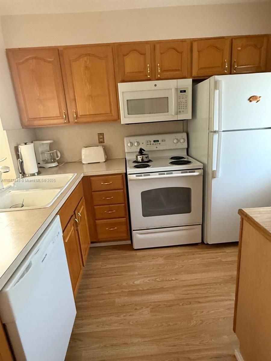 Property photo # 9