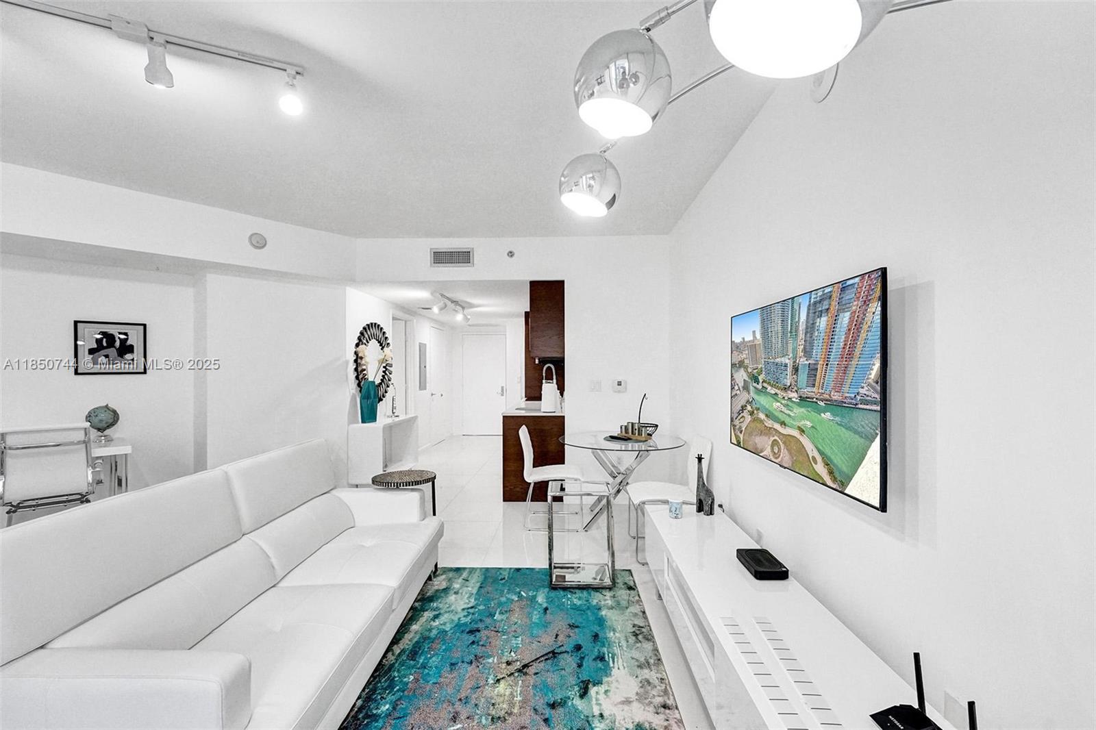 Property photo # 9