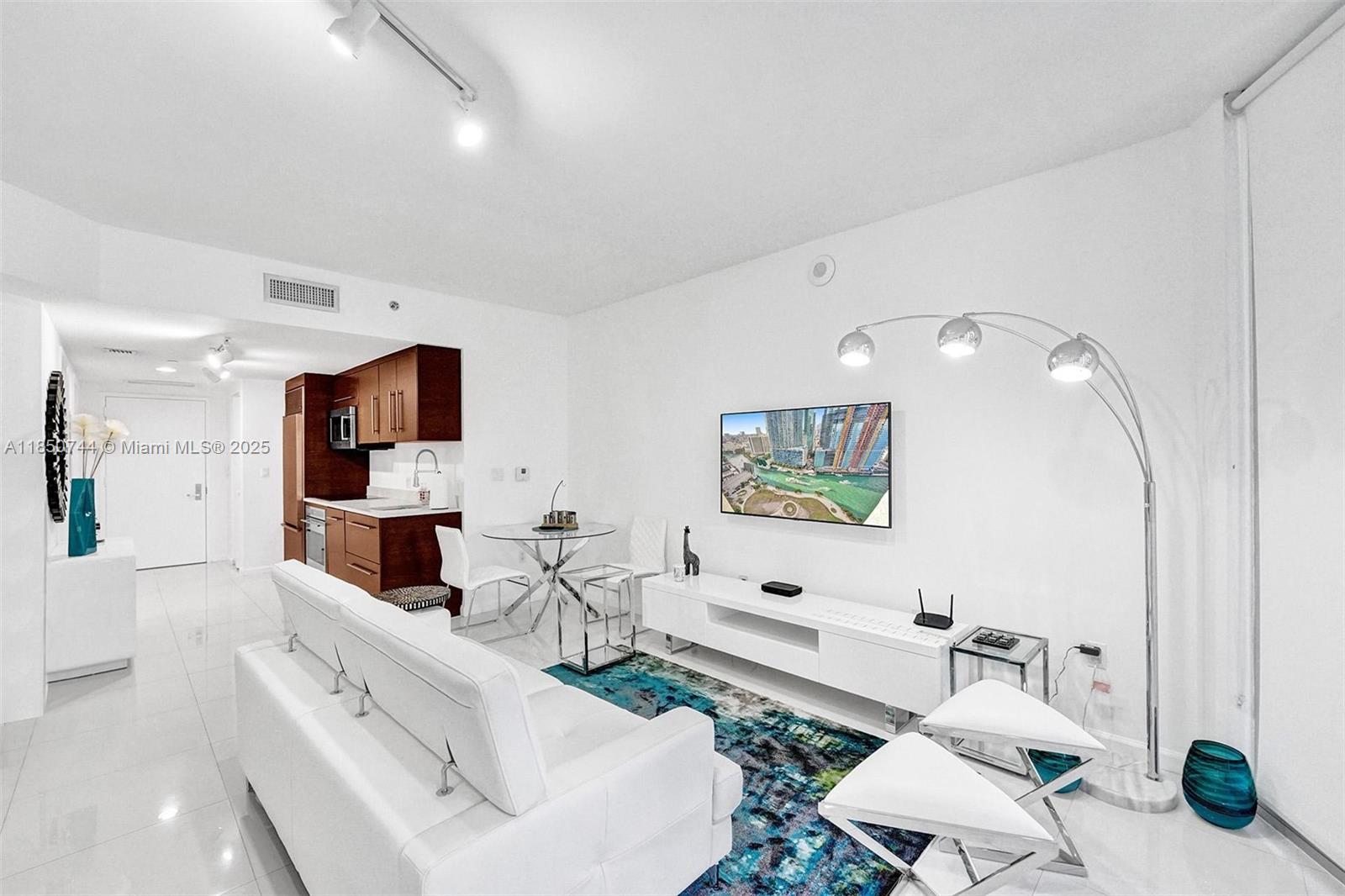 Property photo # 6