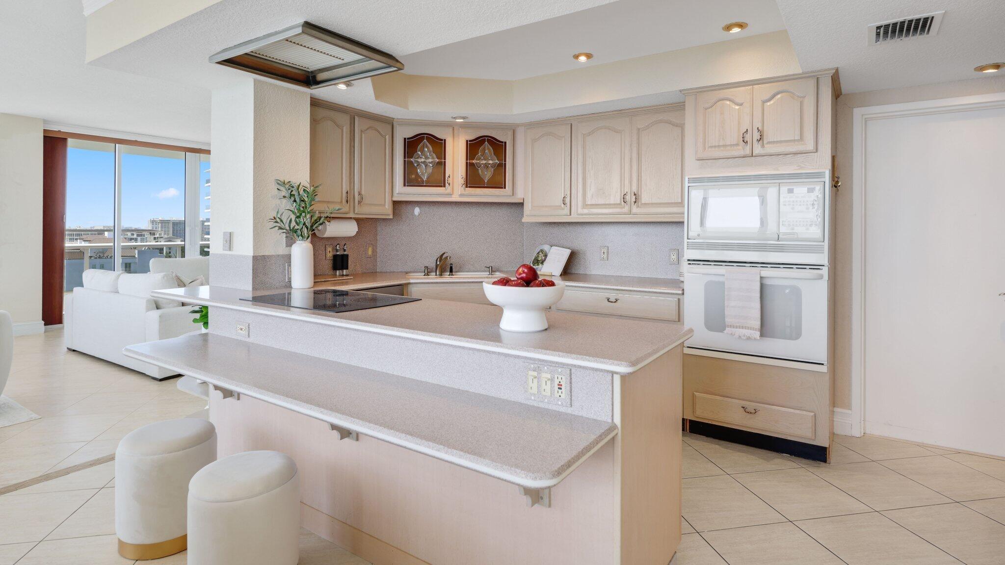 Photo 17 of home located at 700 S Ocean Boulevard 1202, Boca Raton FL