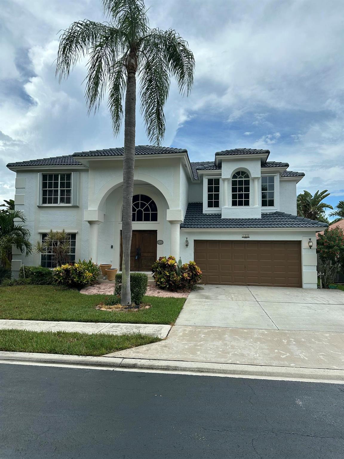 Wonderfully designed! Be the one to own a pristine 5BD / 3 BA home in one of Jupiter's best gated communities! Egret Cove is a small enclave of well maintained homes complete with community pool, great neighbors and a low HOA. Zoned for the TRIFECTA of fabulous schools. Situated on an oversized pie shaped lot, there are simply no sacrifices at this address! Generous open and fully fenced green spaces front and back. Stately approach and impressive double door entry open to a gracious traditional foyer. Gorgeous, real wood flooring in the perfect color tone leads your eye to other exciting spaces. Two large living rooms can host a crowd, two dining spaces and a show stopper kitchen with center island.