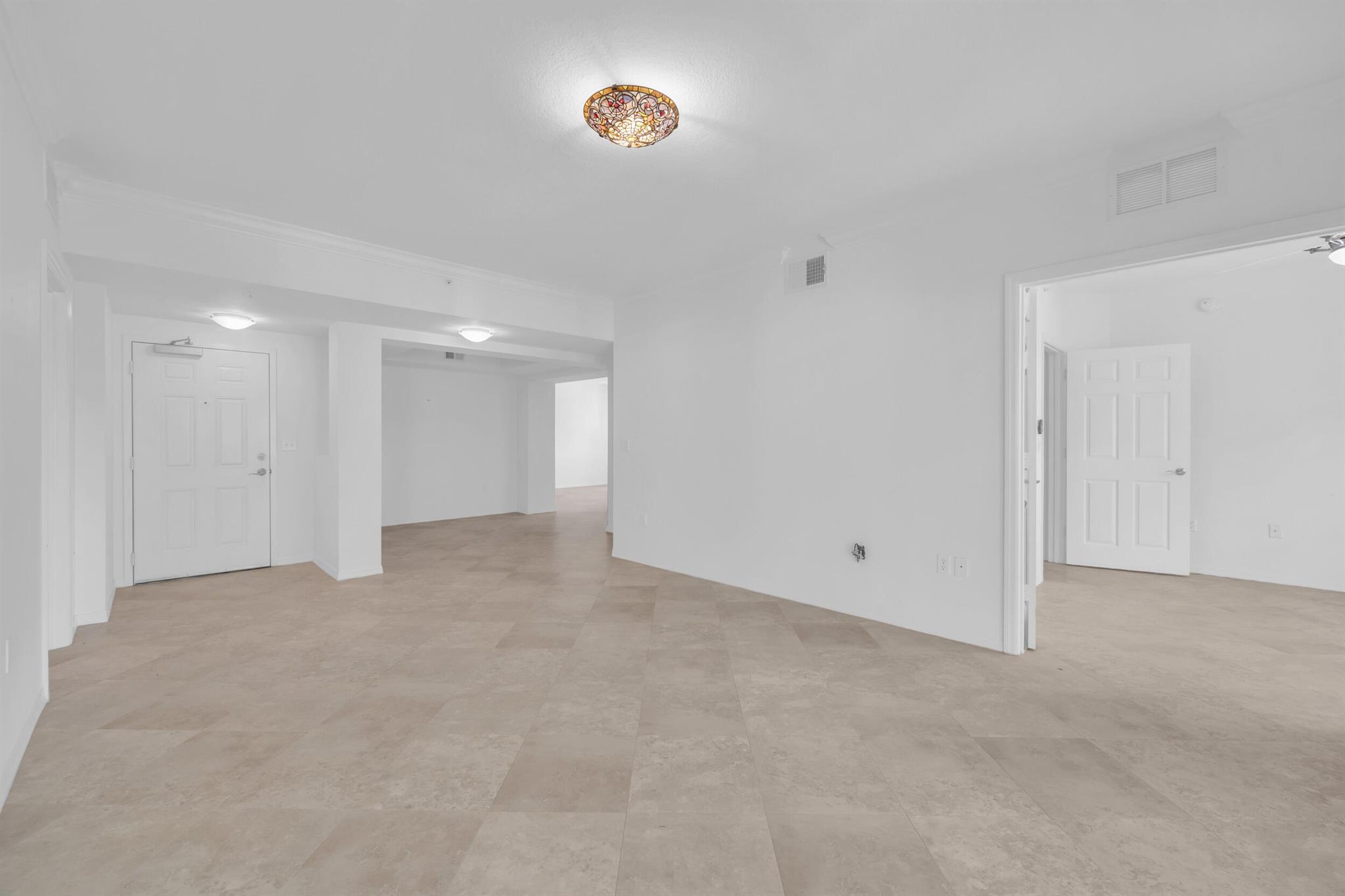 Image to showcase the property located at 4907 Midtown Lane 1310