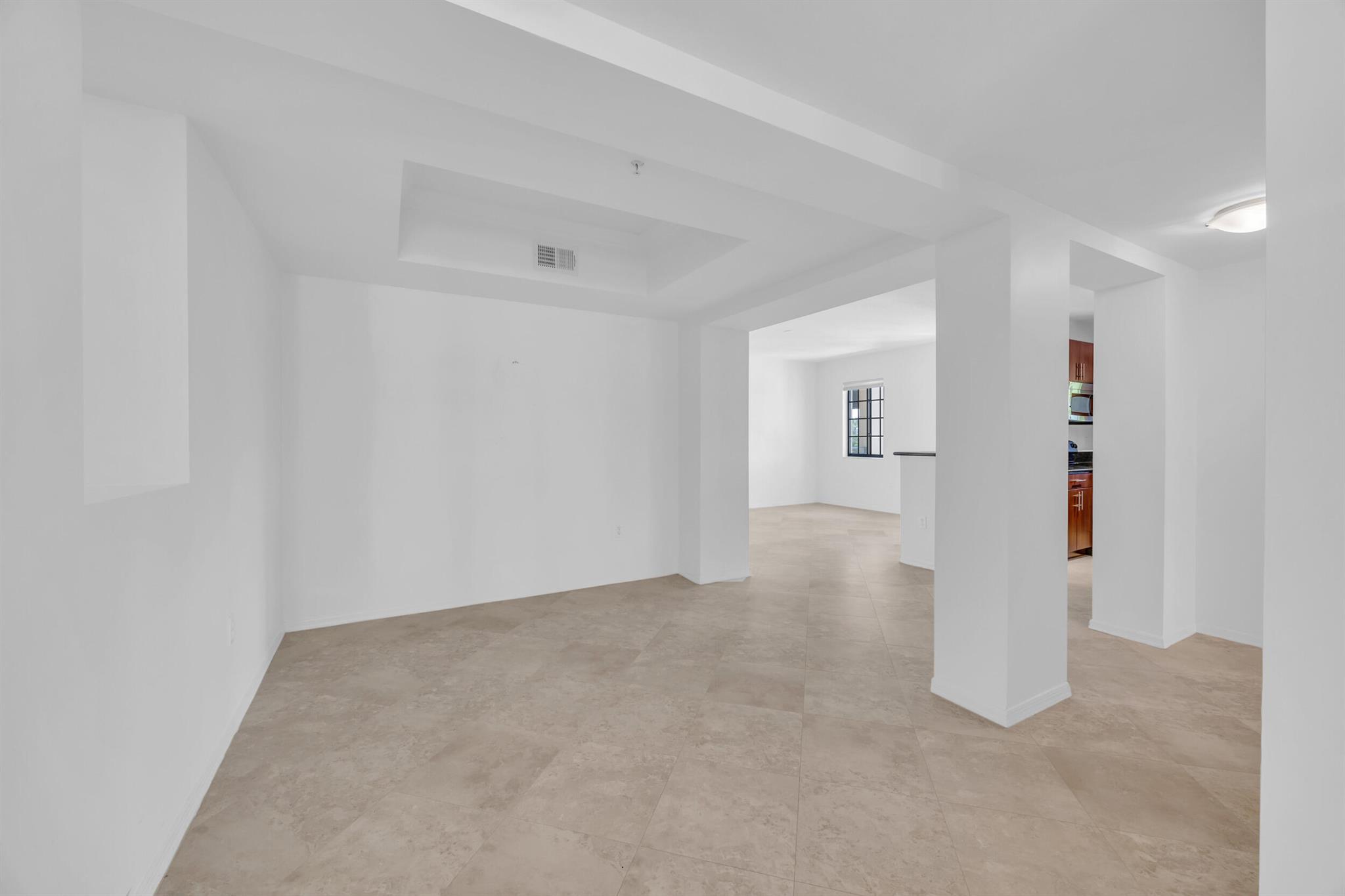 Image to showcase the property located at 4907 Midtown Lane 1310